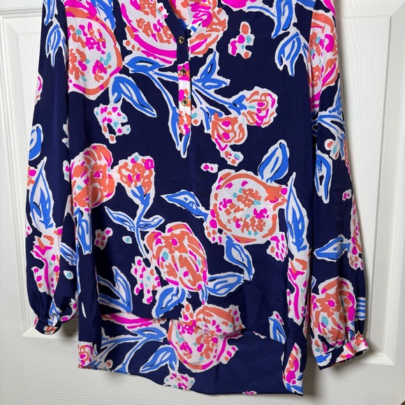Lilly Pulitzer Alexandra Top Blouse Silk Women's Medium Blue Pink Resort Travel - Picture 6 of 12